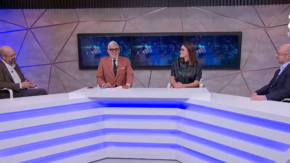 Darío Celis y El Mundo del Derecho- mesa de debate