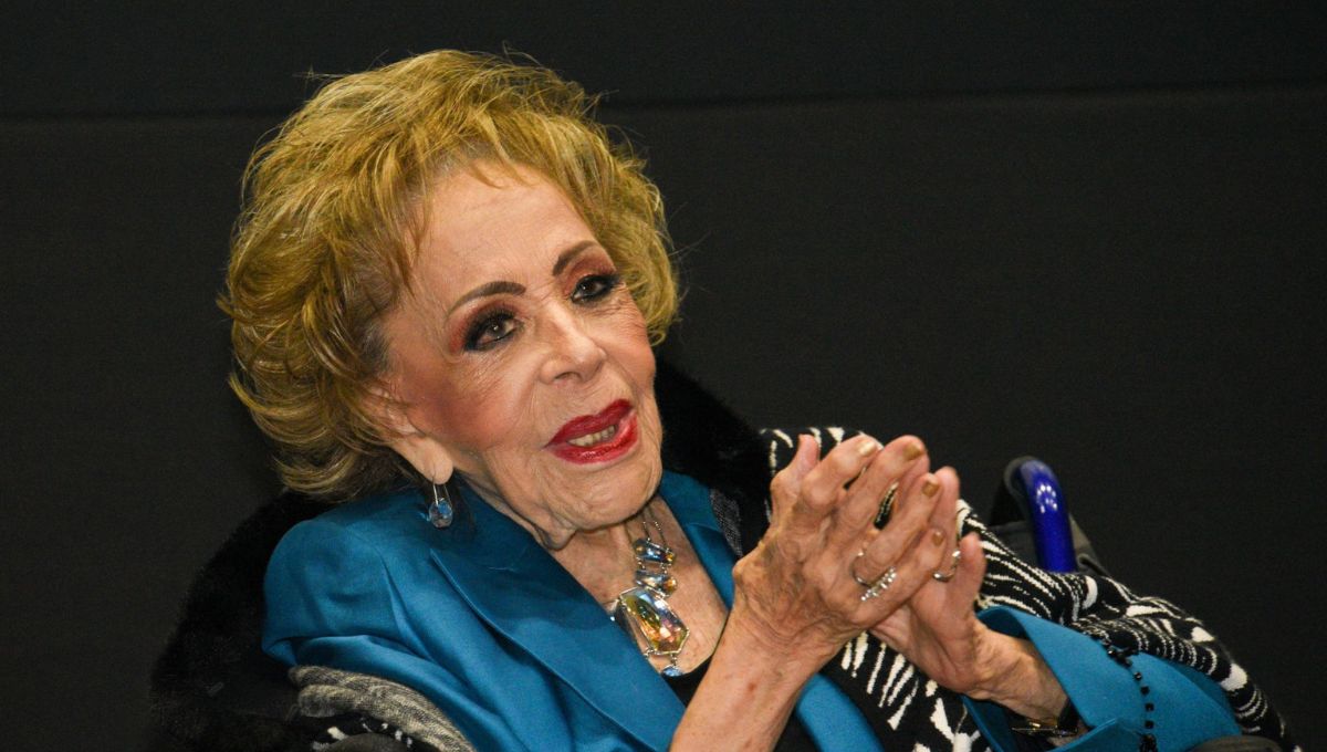 La actriz Silvia Pinal, considerada la última diva de la época de oro del cine mexicano, murió la tarde de este jueves 28 de noviembre.