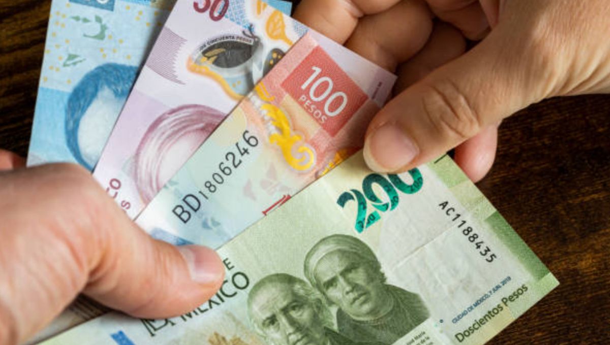 Aquellos mexicanos que acudan a a trabajar en un día feriado deben ser recompensados.