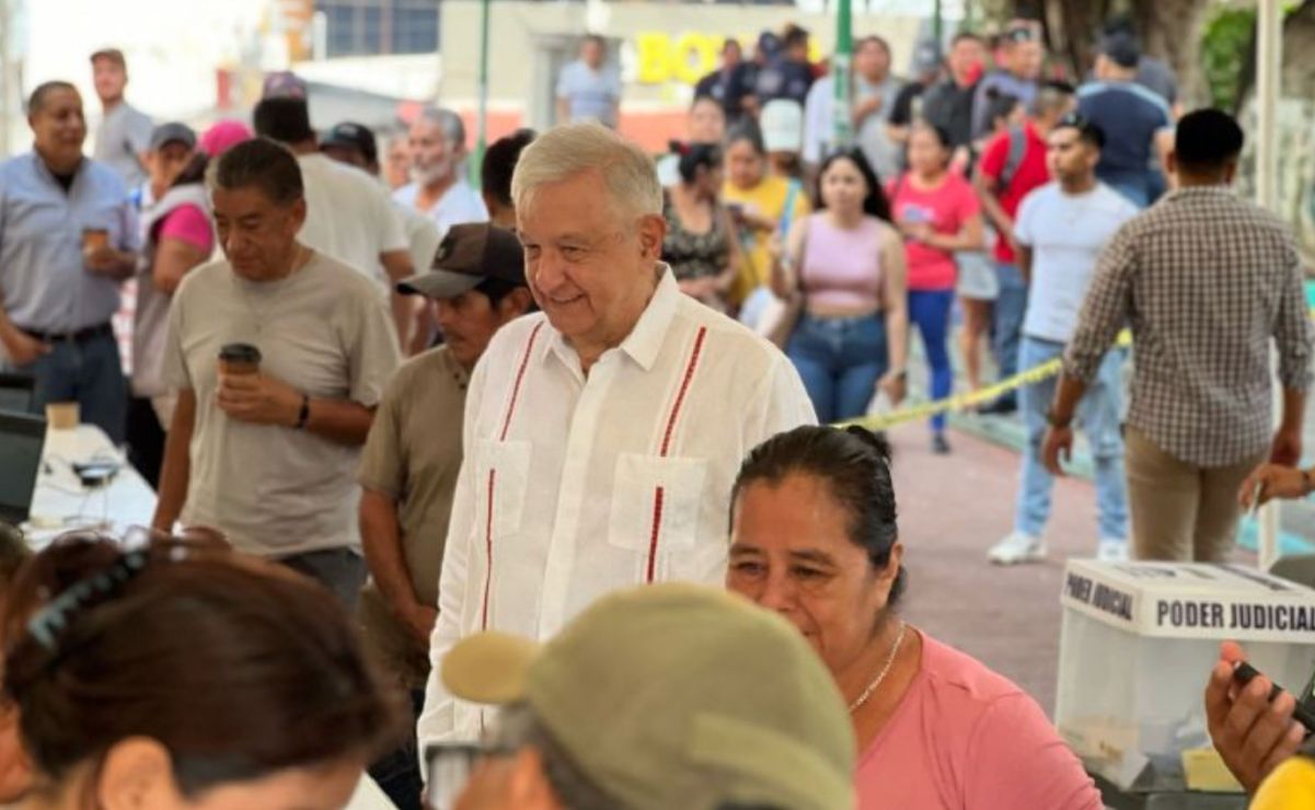 El exmandatario fue captado en una casilla especial ubicada en Palenque, Chiapas.