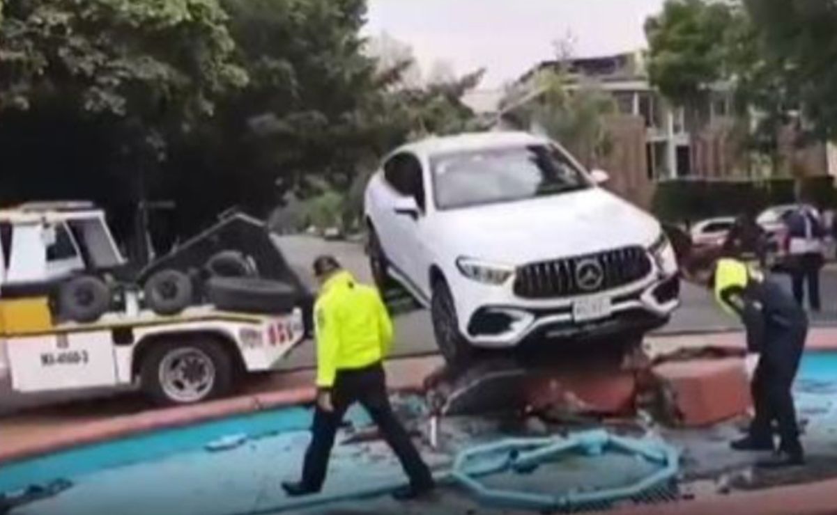 Provocar daños a monumentos históricos, esculturas o bienes públicos durante un accidente vial puede derivar en responsabilidades civiles.