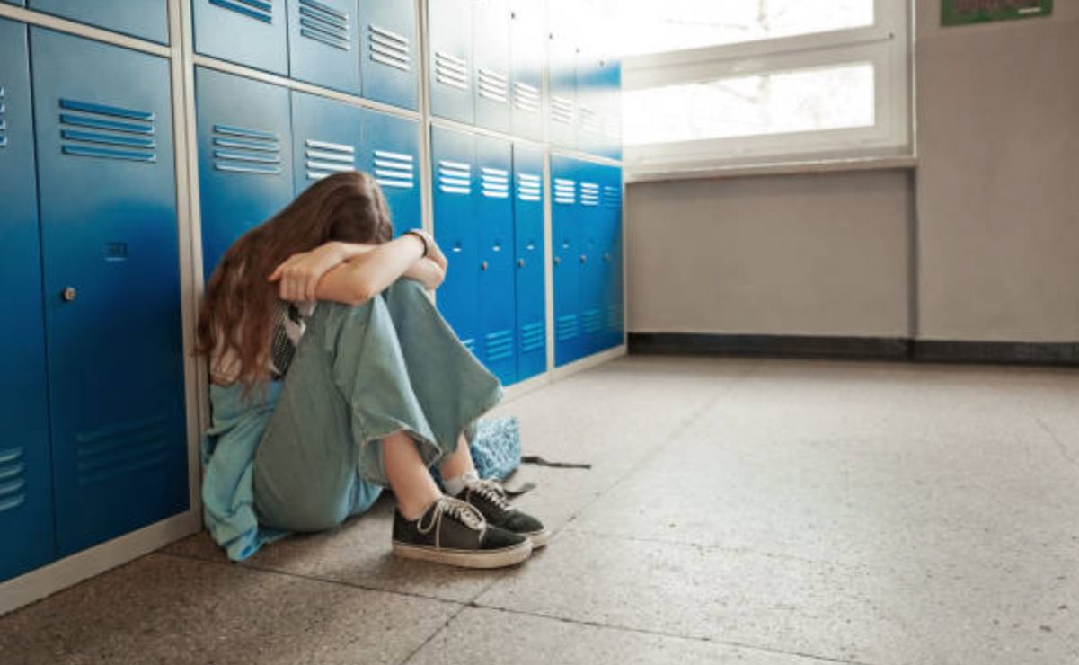 El acoso escolar (también conocido como bullying) no está tipificado como delito específico en el Código Penal Federal.