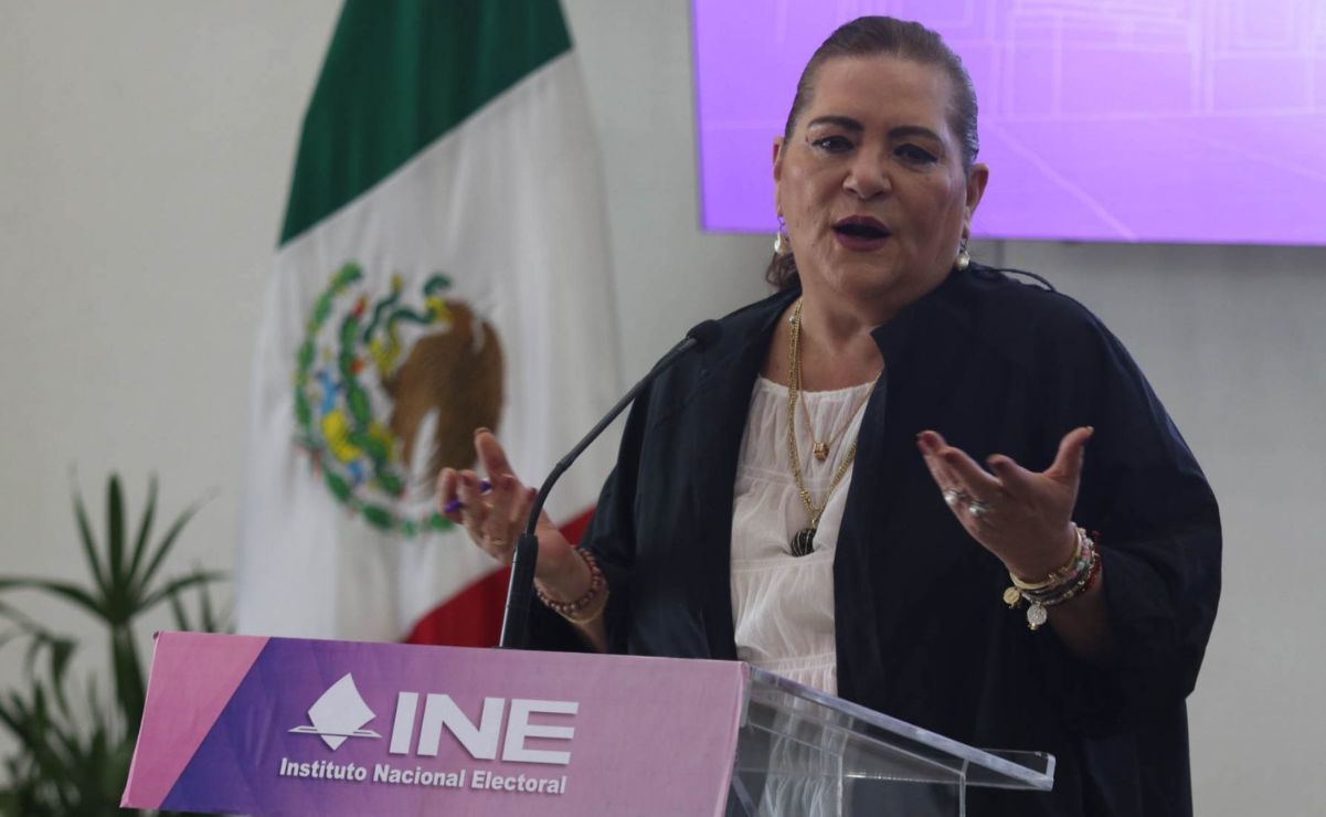 No existe en México una regulación específica que prohíba o sancione el uso de voces generadas por plataformas.
