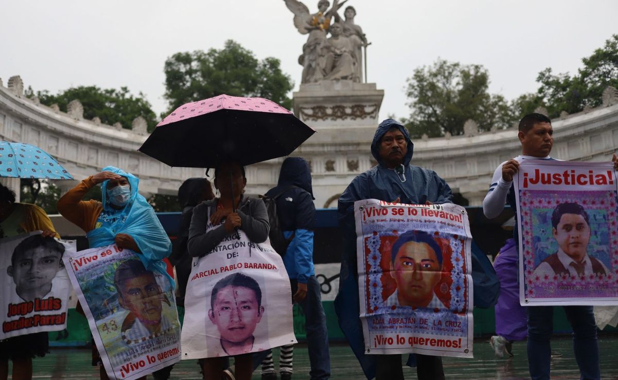 La mandataria Sheinbaum dejó en claro que la comunicación y el trabajo con las familias de los jóvenes se mantienen como hasta ahora.