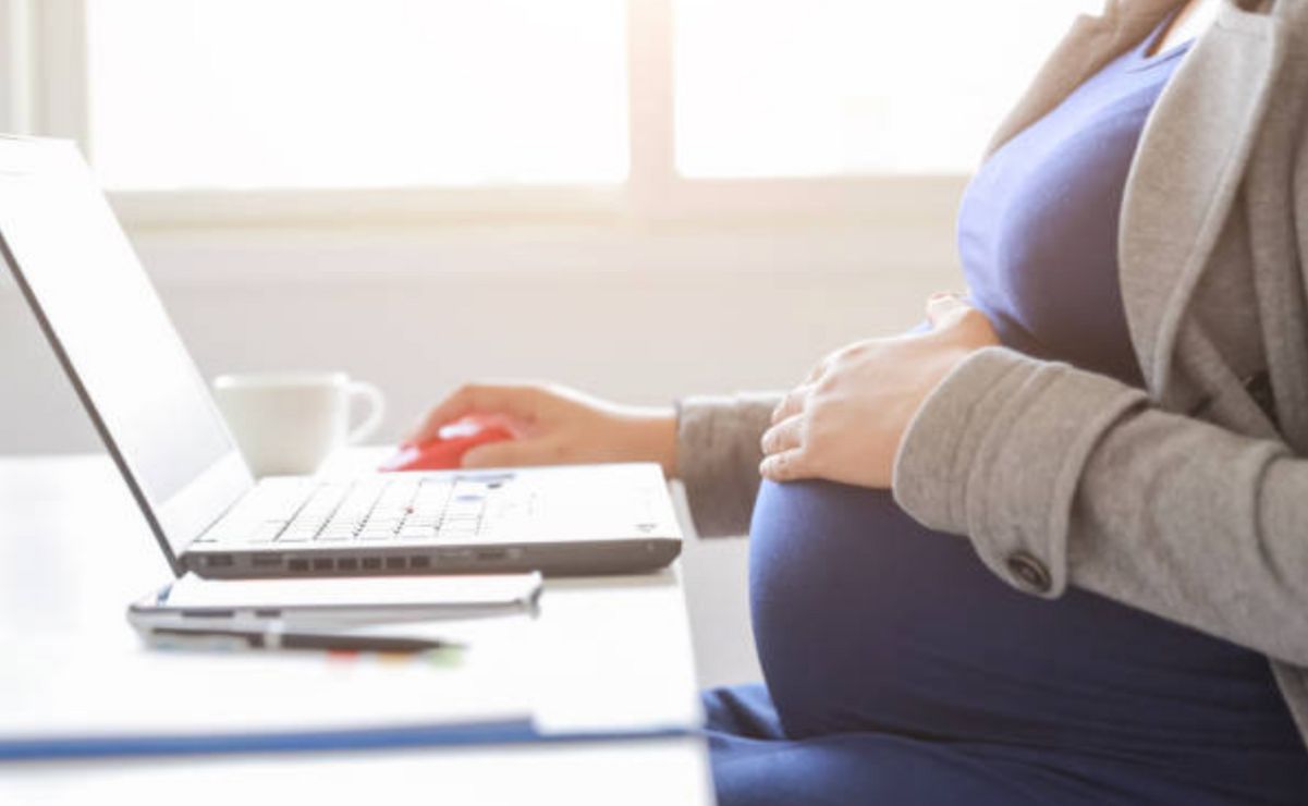 La Ley Federal del Trabajo otorga a las mujeres embarazadas un periodo de descanso.