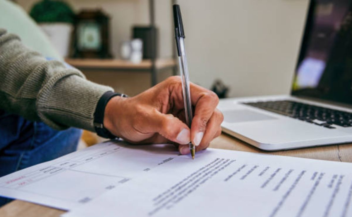 Un contrato mercantil de forma unilateral y sin una causa justificada puede salir caro.