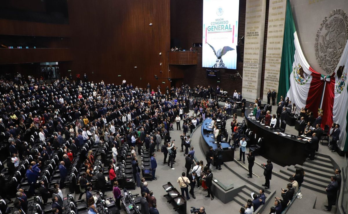 Entre los funcionarios citados destaca Rosa Icela Rodríguez.