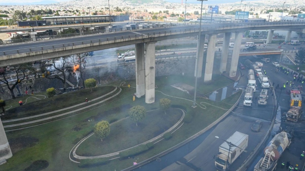 En términos legales, los daños ocasionados por la explosión de una pipa o este tipo de accidentes pueden derivar en responsabilidad civil.