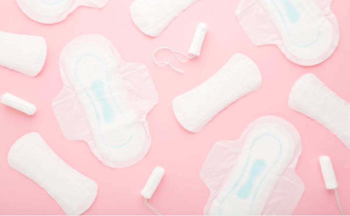 La licencia aplica para todas las alumnas de primaria y secundaria.