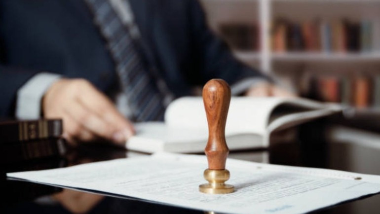 La sucesión no puede abrirse formalmente y los herederos se ven imposibilitados de reclamar los bienes.