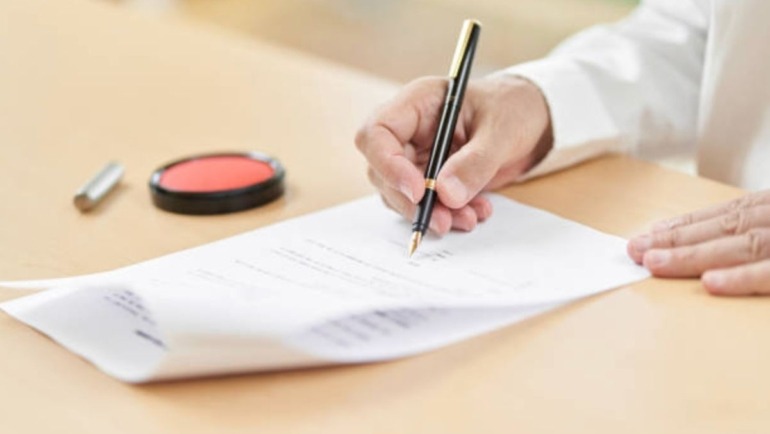 La respuesta es clara: sí es posible modificar el testamento.