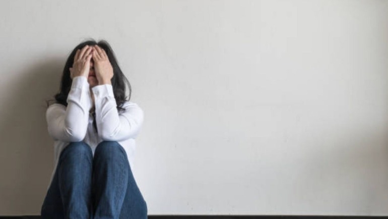 El Código Penal Federal señala que la pena para este delito es de “quince a treinta años de prisión y de mil a treinta mil días multa”.