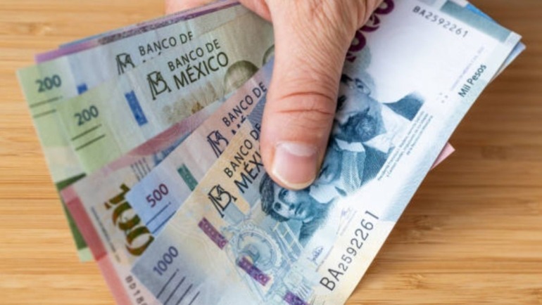 En caso de renuncia voluntaria, el patrón está obligado a pagar el aguinaldo de forma proporcional al tiempo trabajado durante el año.