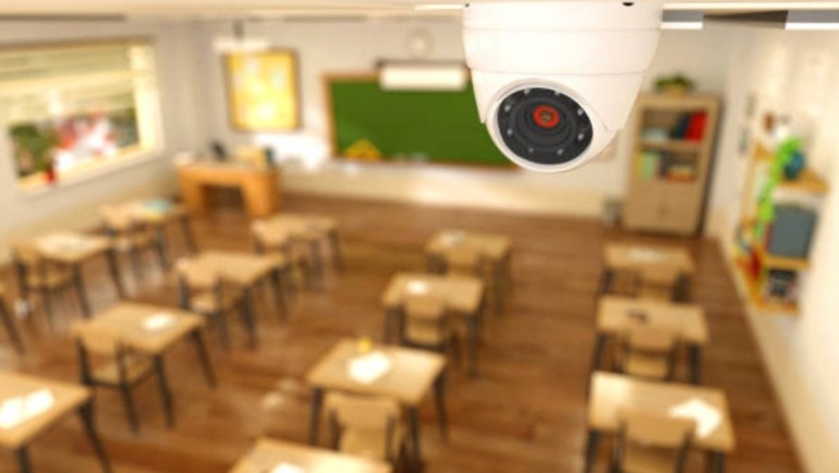 La legisladora propuso que solo las autoridades educativas y judiciales puedan acceder al material.