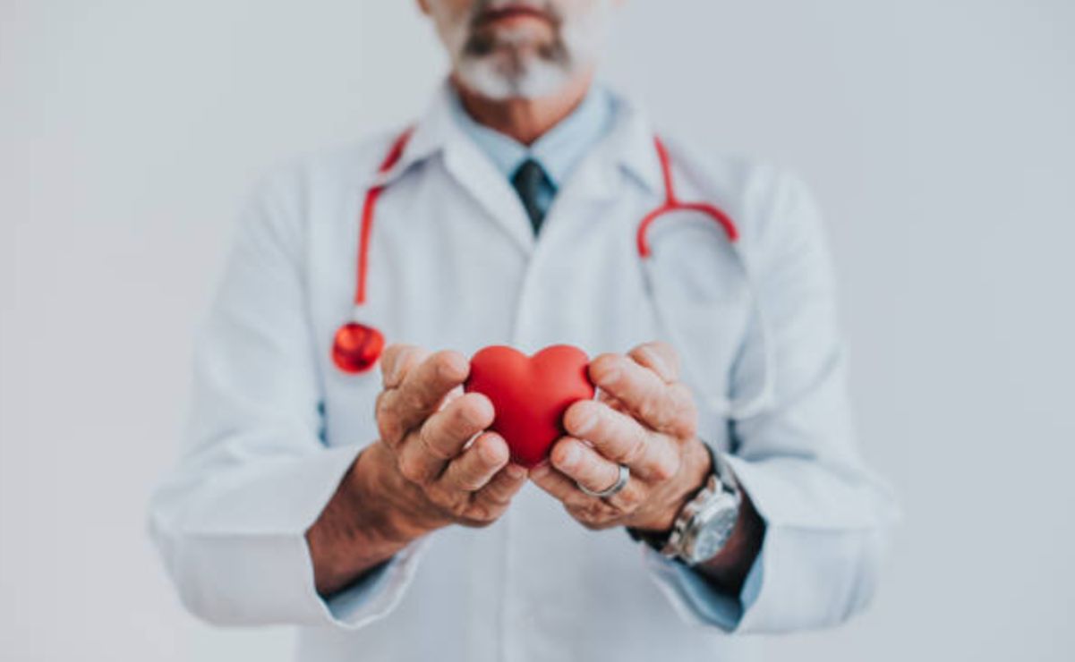 La Ley General de Salud, en su Título Décimo Cuarto, distingue dos tipos de consentimiento.