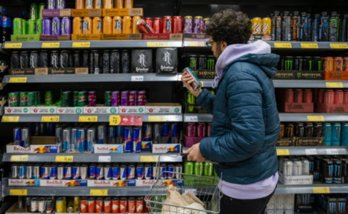 La reforma precisa que las bebidas energéticas son aquellas no alcohólicas que incluyen ingredientes como cafeína.