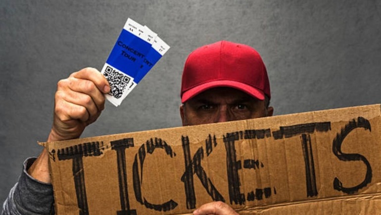 La reventa de boletos está prohibida por el marco de la ley.