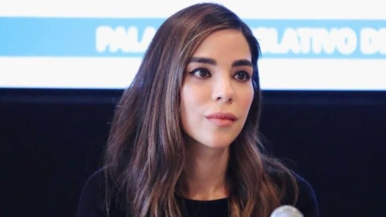 El diálogo con empresas y especialistas forma parte de una estrategia más amplia para prevenir el ciberacoso y fomentar una cultura digital.