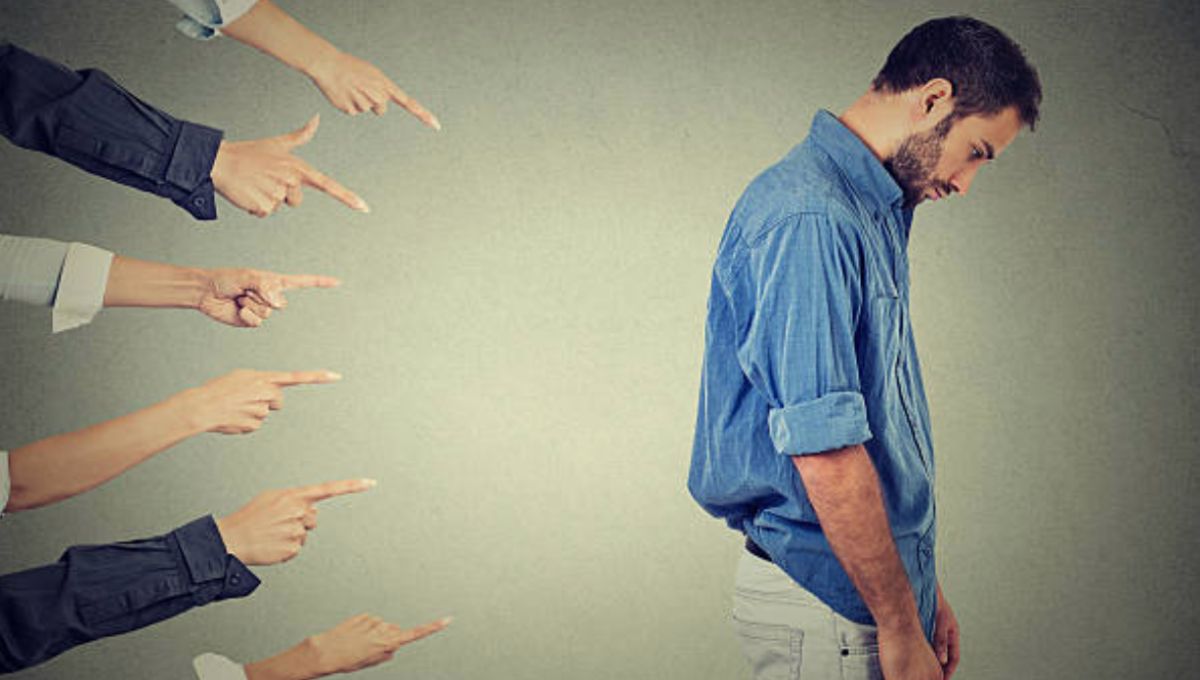 Declarar a alguien como “persona non grata” no es un gesto simbólico.